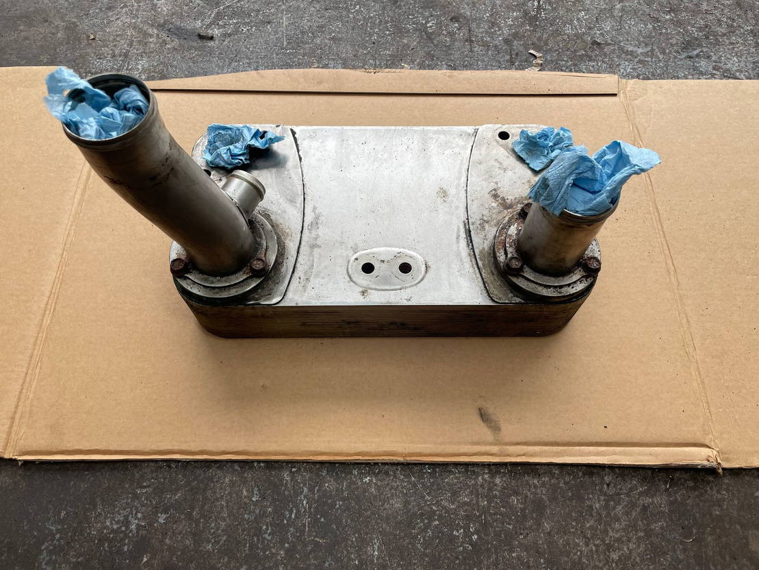 ZF ZF Ölkühler Wärmetauscher Getriebeölkühler Ecolife 6AP 1400 1700  - Răcitor ulei pentru Autobuz: Foto 3 ZF ZF Ölkühler Wärmetauscher Getriebeölkühler Ecolife 6AP 1400 1700  - Răcitor ulei pentru Autobuz: Foto 3