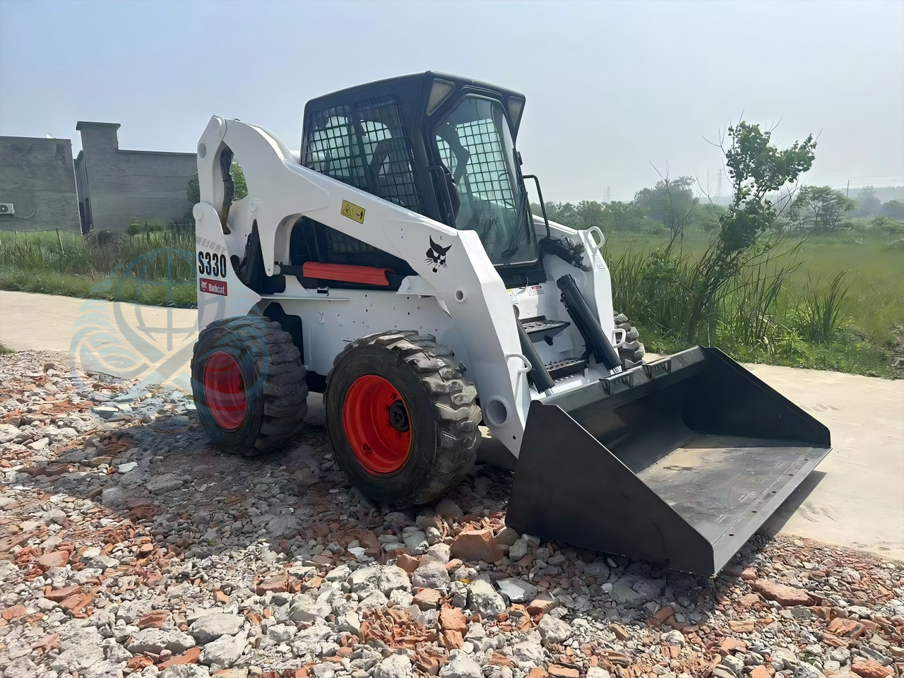 BOBCAT 330 - Mini încărcător: Foto 3 BOBCAT 330 - Mini încărcător: Foto 3