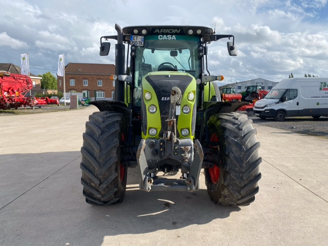 CLAAS ARION 620 CEBIS - Tractor agricol: Foto 2 CLAAS ARION 620 CEBIS - Tractor agricol: Foto 2