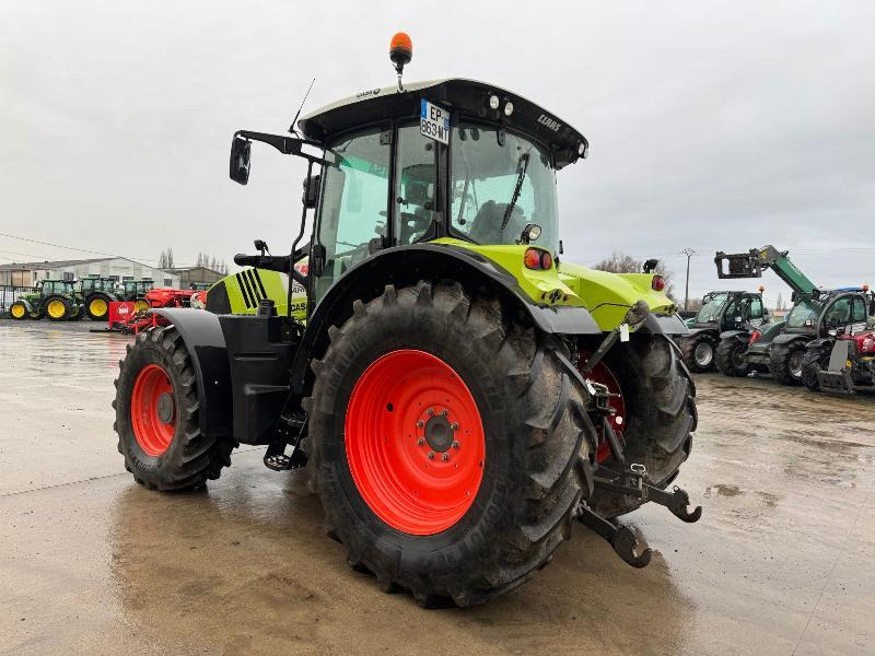 CLAAS ARION 620 - Tractor agricol: Foto 4 CLAAS ARION 620 - Tractor agricol: Foto 4