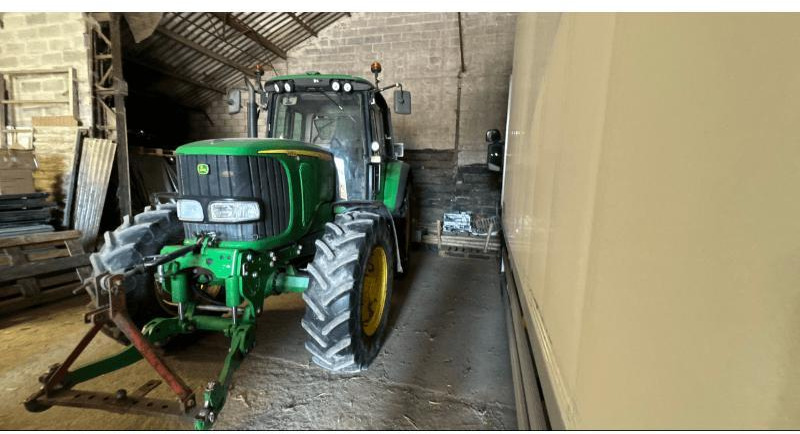 JOHN DEERE 6520 - Tractor agricol: Foto 4 JOHN DEERE 6520 - Tractor agricol: Foto 4