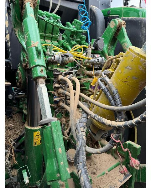 Tractor agricol JOHN DEERE 6R250: Foto 8