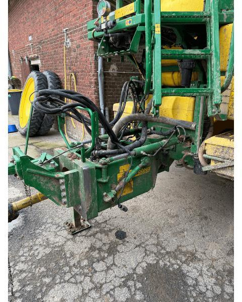 JOHN DEERE 832I - Maşină de erbicidat tractata: Foto 5 JOHN DEERE 832I - Maşină de erbicidat tractata: Foto 5