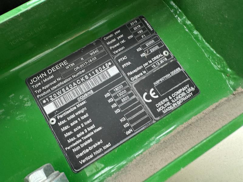Combină de recoltat cereale JOHN DEERE W540: Foto 11