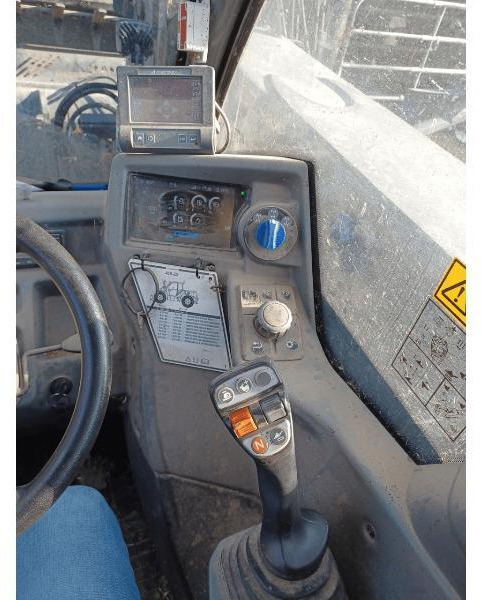 KRAMER KT447 - Stivuitor telescopic: Foto 4 KRAMER KT447 - Stivuitor telescopic: Foto 4