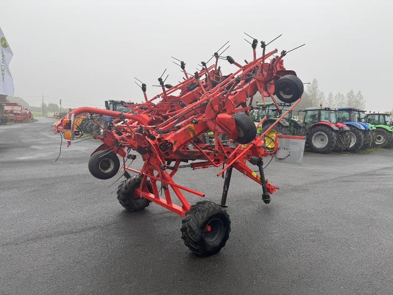 KUHN GF10802T - Maşină de întors fânul: Foto 4 KUHN GF10802T - Maşină de întors fânul: Foto 4