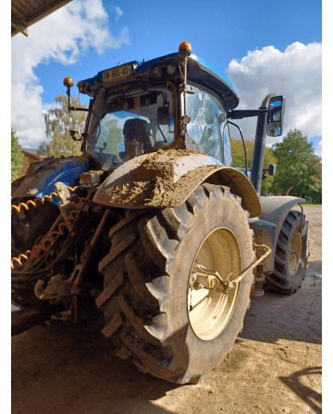 NEW-HOLLAND T7.270 AC - Tractor agricol: Foto 2 NEW-HOLLAND T7.270 AC - Tractor agricol: Foto 2