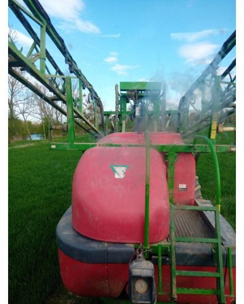 SEGUIP SVX320 - Maşină de erbicidat tractata: Foto 3 SEGUIP SVX320 - Maşină de erbicidat tractata: Foto 3