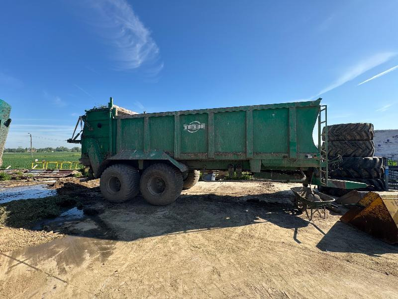 TEBBE HKS - Maşină de împrăştiat gunoi de grajd: Foto 1 TEBBE HKS - Maşină de împrăştiat gunoi de grajd: Foto 1