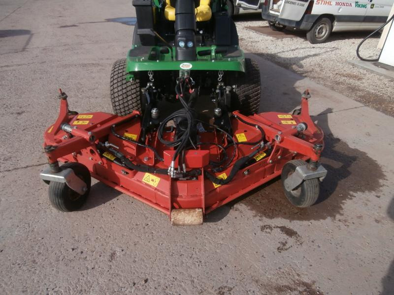 WIEDENMANN RMR230V-F - Maşină de tuns iarba: Foto 3 WIEDENMANN RMR230V-F - Maşină de tuns iarba: Foto 3