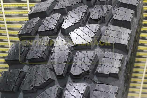 540/80R38 TL 167D/172A8 Block tires for tractors in road operation. - Anvelope și jante pentru Tractor agricol: Foto 3 540/80R38 TL 167D/172A8 Block tires for tractors in road operation. - Anvelope și jante pentru Tractor agricol: Foto 3