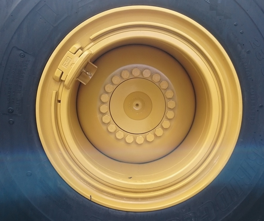OTR Rim 19,5-25/2,5” 5-P for Cat 950/962 K/M (For tyre 23,5R25) - Jantă pentru Încărcător frontal pe pneuri: Foto 1 OTR Rim 19,5-25/2,5” 5-P for Cat 950/962 K/M (For tyre 23,5R25) - Jantă pentru Încărcător frontal pe pneuri: Foto 1