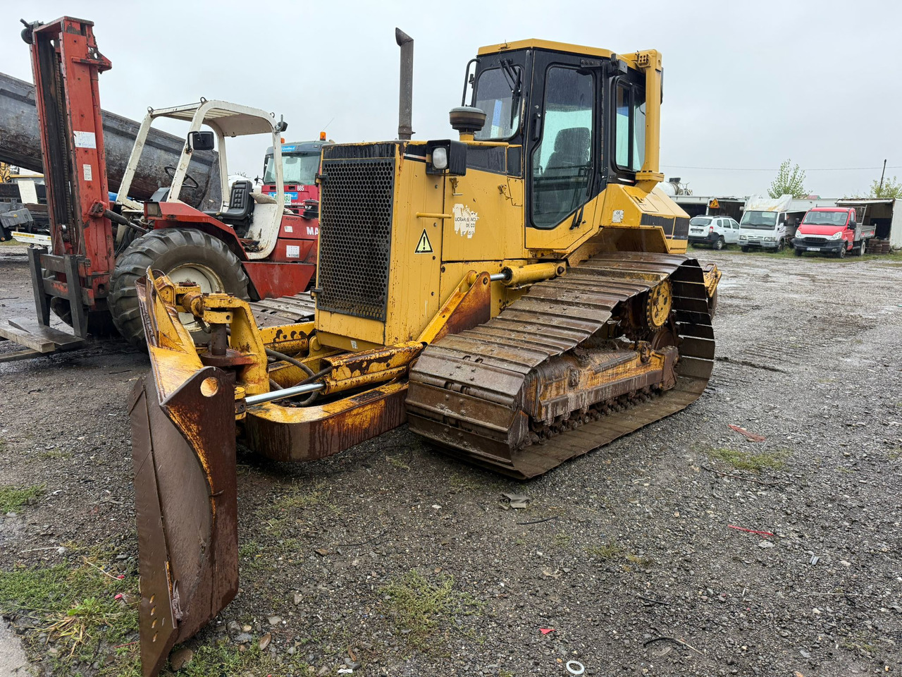 BULLDOZER CATERPILLAR D5 - Buldozer: Foto 2 BULLDOZER CATERPILLAR D5 - Buldozer: Foto 2