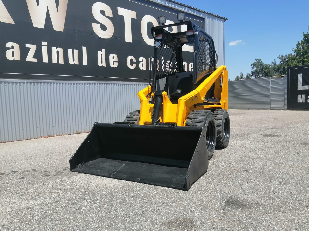 Bobcat SKID TYRE FRONT LOADER RAM ITALY - Mini încărcător: Foto 1 Bobcat SKID TYRE FRONT LOADER RAM ITALY - Mini încărcător: Foto 1