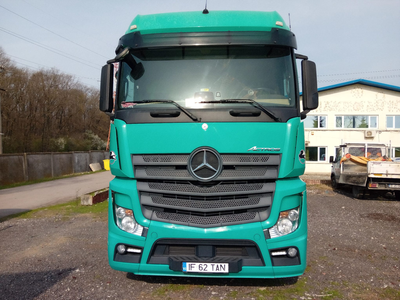 Mercedes-Benz Actros 18.45 - Cap tractor: Foto 3 Mercedes-Benz Actros 18.45 - Cap tractor: Foto 3