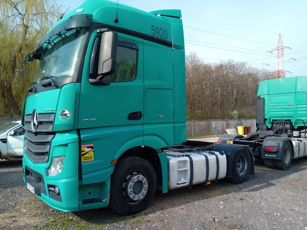 Mercedes-Benz Actros 18.45 - Cap tractor: Foto 2 Mercedes-Benz Actros 18.45 - Cap tractor: Foto 2
