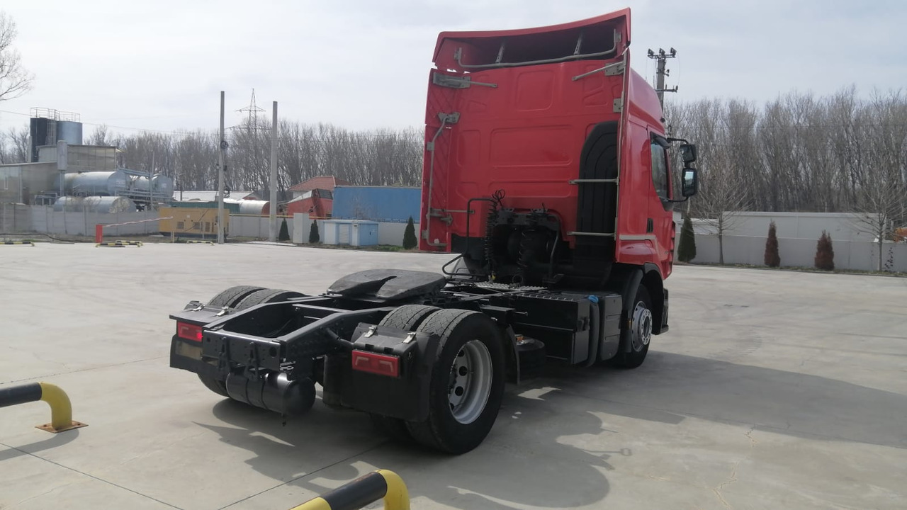 Renault PREMIUM 450 DXI, Manual ZF - Cap tractor: Foto 3 Renault PREMIUM 450 DXI, Manual ZF - Cap tractor: Foto 3