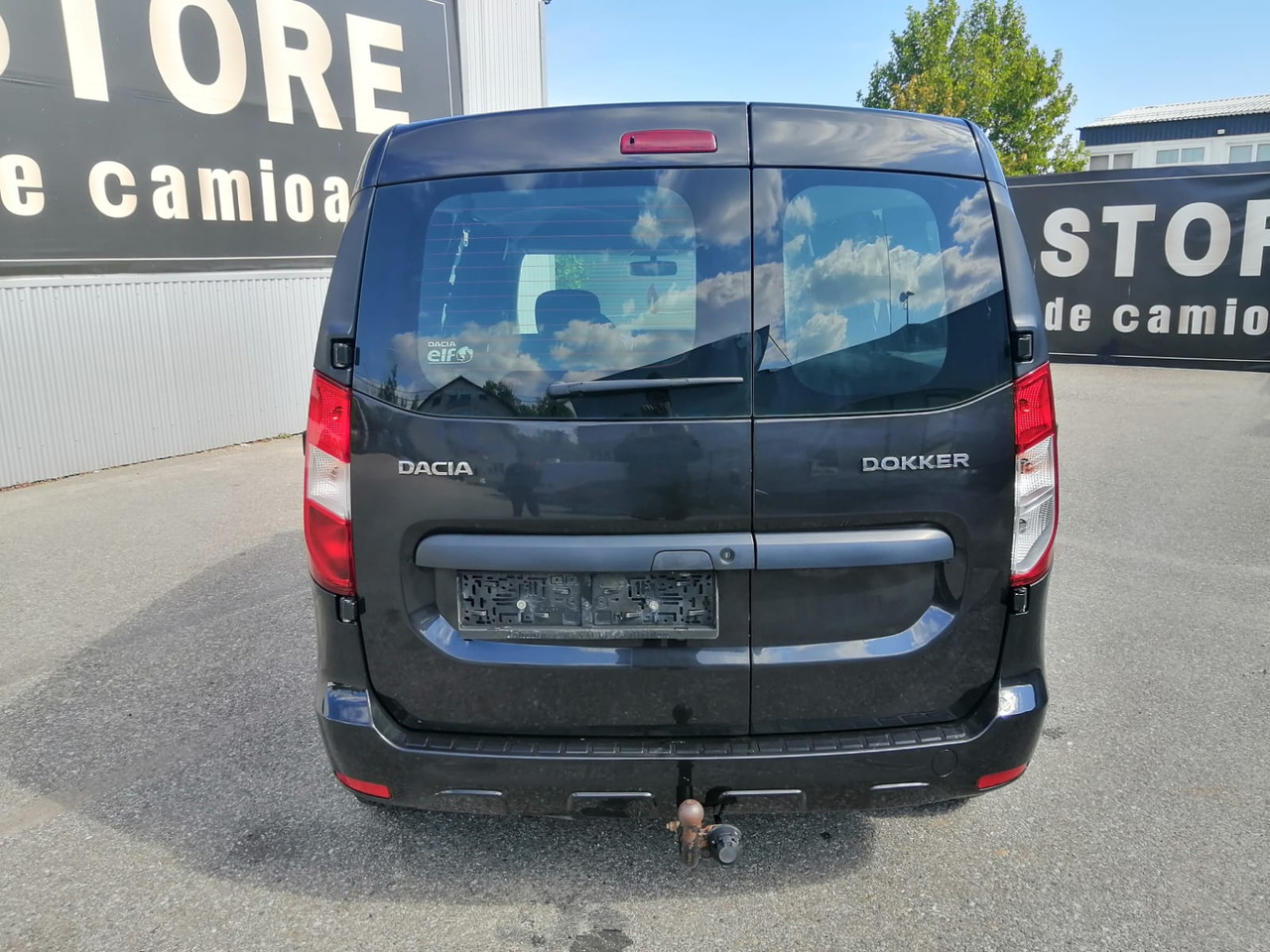 DACIA Dokker 1,6 sCE Comfort Benzina/GPL, TOP !!! - Autoutilitară cabină dublă: Foto 5 DACIA Dokker 1,6 sCE Comfort Benzina/GPL, TOP !!! - Autoutilitară cabină dublă: Foto 5
