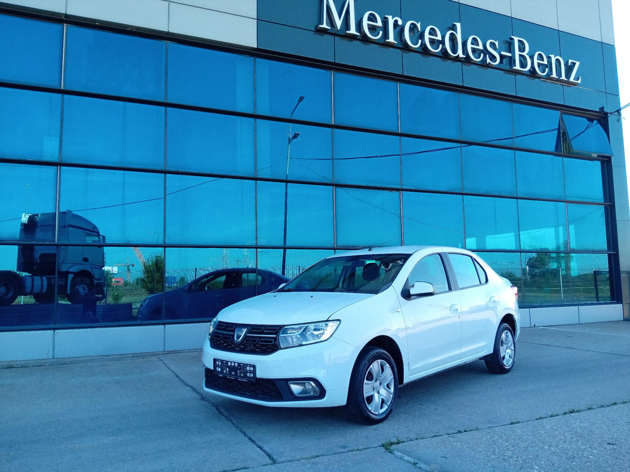 Dacia Logan 1.5 dCi, TOP ! - Berlină/ Sedan: Foto 1 Dacia Logan 1.5 dCi, TOP ! - Berlină/ Sedan: Foto 1