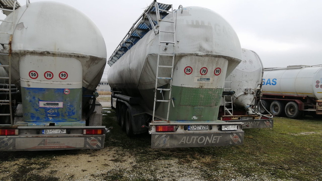 FELDBINDER Tank/Silo 57,000 l 4 Compartments for Powders/Feed/Water//Liquid Fertilizer/etc. - Semiremorcă siloz: Foto 2 FELDBINDER Tank/Silo 57,000 l 4 Compartments for Powders/Feed/Water//Liquid Fertilizer/etc. - Semiremorcă siloz: Foto 2