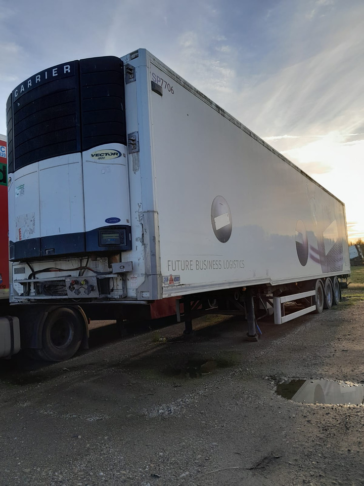 GRAY & ADAMS REFRIGERATED SEMI-TRAILER - Semiremorcă frigider: Foto 3 GRAY & ADAMS REFRIGERATED SEMI-TRAILER - Semiremorcă frigider: Foto 3