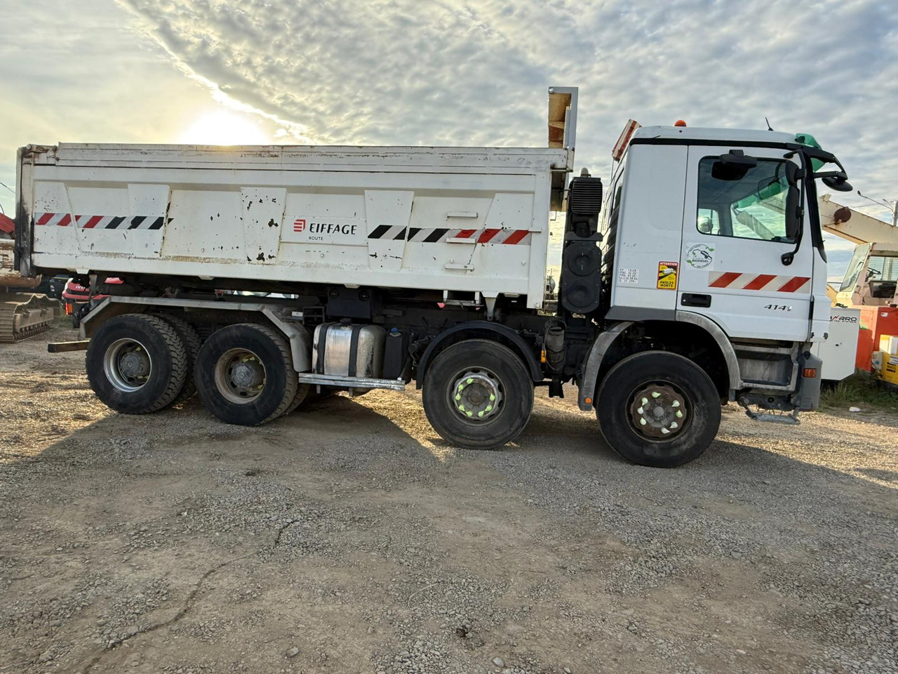 MERCEDES-BENZ ACTROS TIPPER - Camion basculantă: Foto 3 MERCEDES-BENZ ACTROS TIPPER - Camion basculantă: Foto 3