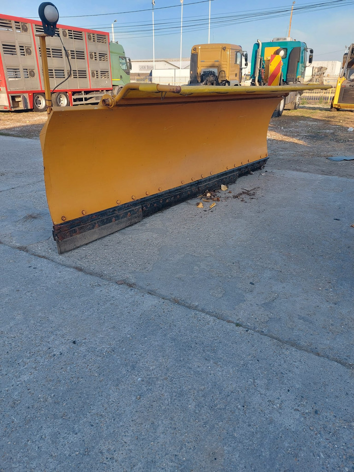 Nido Plow / Snow Blade / – Nido Universal Electrohidraulik – Sn 159 - Plug zapada: Foto 1 Nido Plow / Snow Blade / – Nido Universal Electrohidraulik – Sn 159 - Plug zapada: Foto 1