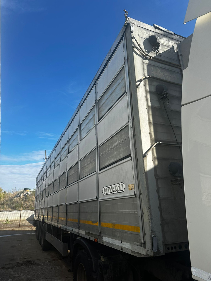 PEZZAIOLLI Animal Transport Semi-trailer - Semiremorcă transport animale: Foto 2 PEZZAIOLLI Animal Transport Semi-trailer - Semiremorcă transport animale: Foto 2