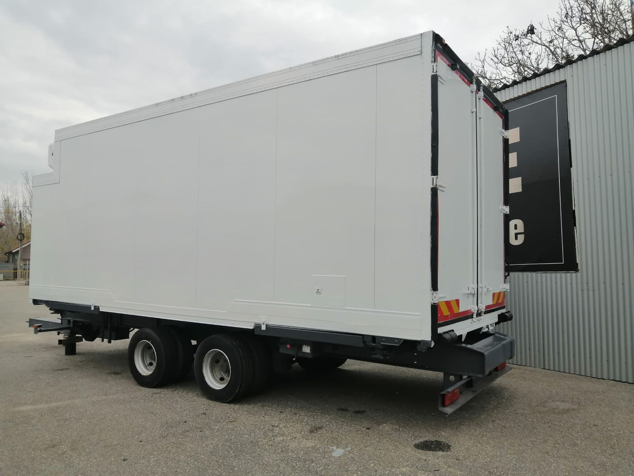 Schmitz Cargobull Container BDF Refrigerated, Meat Lines, Thermo King - Remorcă frigider: Foto 2 Schmitz Cargobull Container BDF Refrigerated, Meat Lines, Thermo King - Remorcă frigider: Foto 2