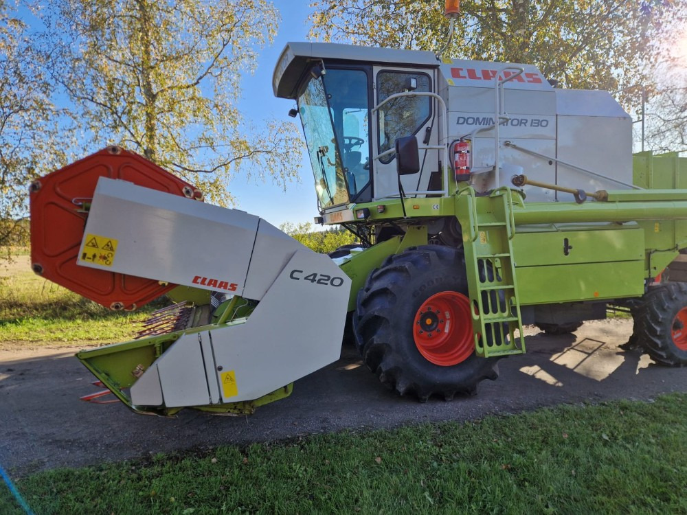 CLAAS Dominator 130 - Combină de recoltat cereale: Foto 3 CLAAS Dominator 130 - Combină de recoltat cereale: Foto 3