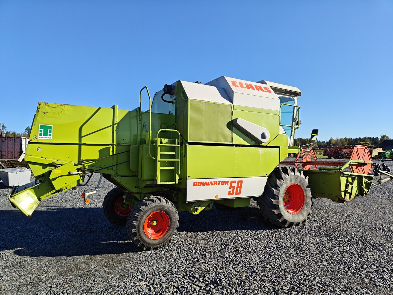 CLAAS Dominator 58 - Combină de recoltat cereale: Foto 4 CLAAS Dominator 58 - Combină de recoltat cereale: Foto 4