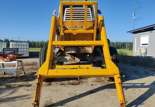 James 50 etukuormaaja - sorakauhalla - Încarcator frontal pentru tractor: Foto 5 James 50 etukuormaaja - sorakauhalla - Încarcator frontal pentru tractor: Foto 5