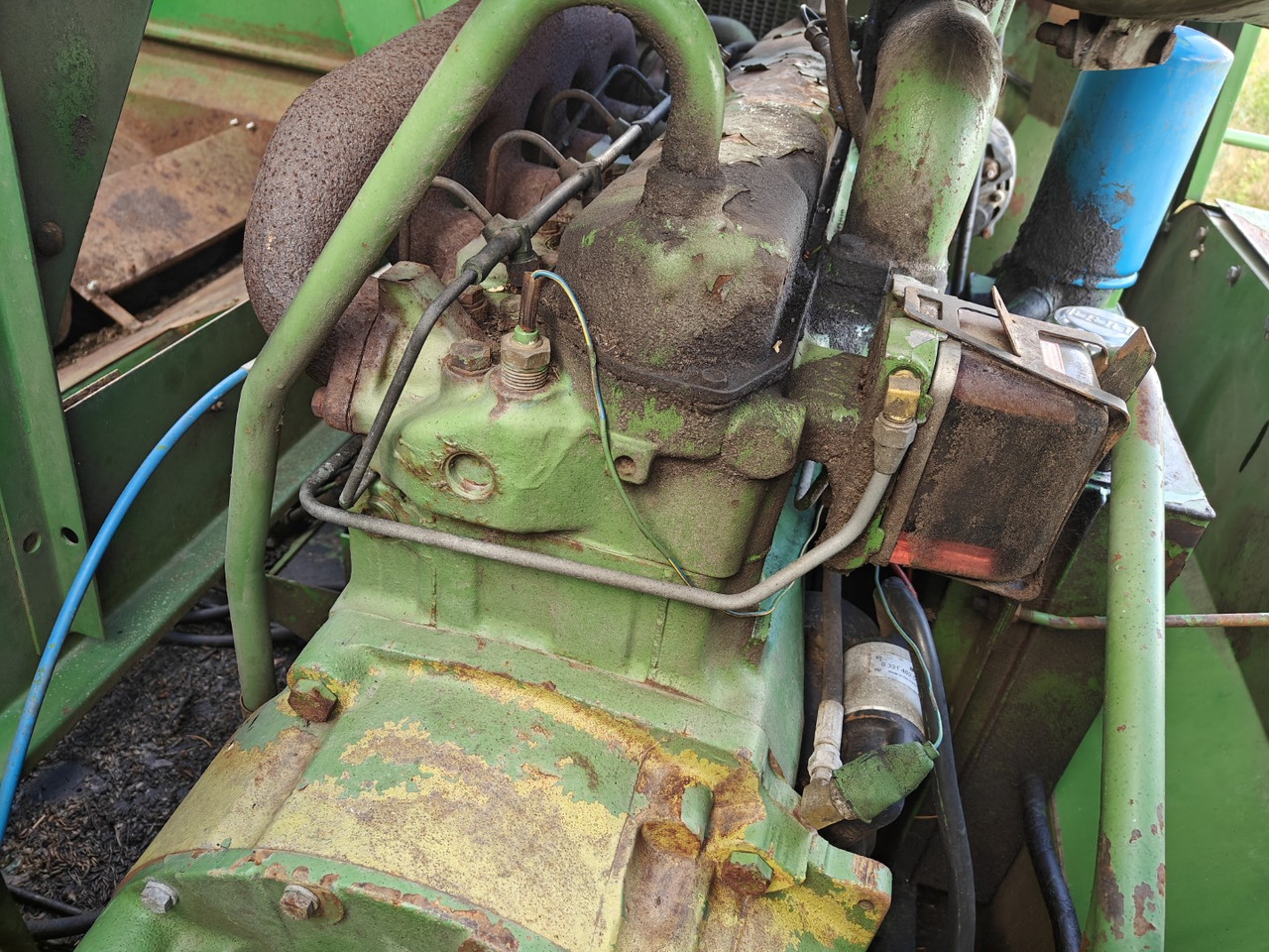 John Deere 965 täydellinen moottori, 6-sylinterinen turbo, katso video! - Motor pentru Combină de recoltat cereale: Foto 4 John Deere 965 täydellinen moottori, 6-sylinterinen turbo, katso video! - Motor pentru Combină de recoltat cereale: Foto 4