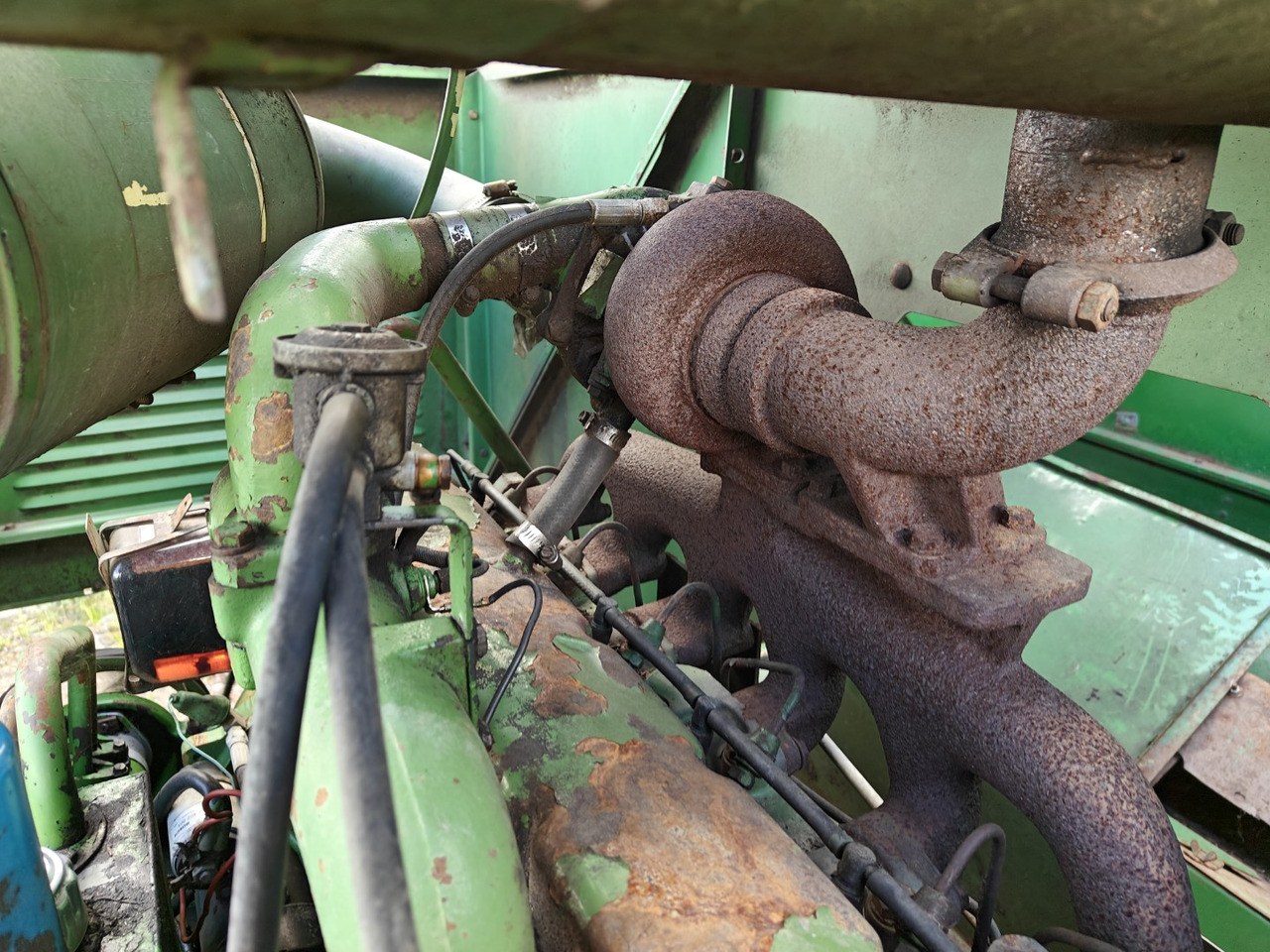 John Deere 965 täydellinen moottori, 6-sylinterinen turbo, katso video! - Motor pentru Combină de recoltat cereale: Foto 3 John Deere 965 täydellinen moottori, 6-sylinterinen turbo, katso video! - Motor pentru Combină de recoltat cereale: Foto 3