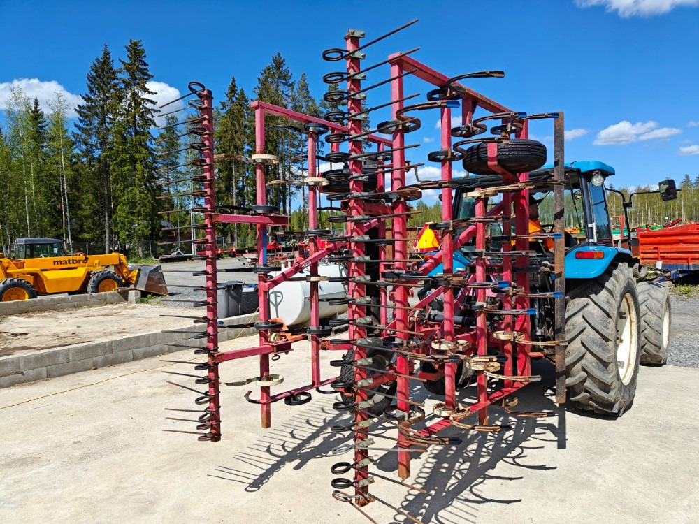 VM 450 cm, hydraulisesti taittuva, etulana ja jälkihara, katso video! - Grapă cu arc: Foto 3 VM 450 cm, hydraulisesti taittuva, etulana ja jälkihara, katso video! - Grapă cu arc: Foto 3