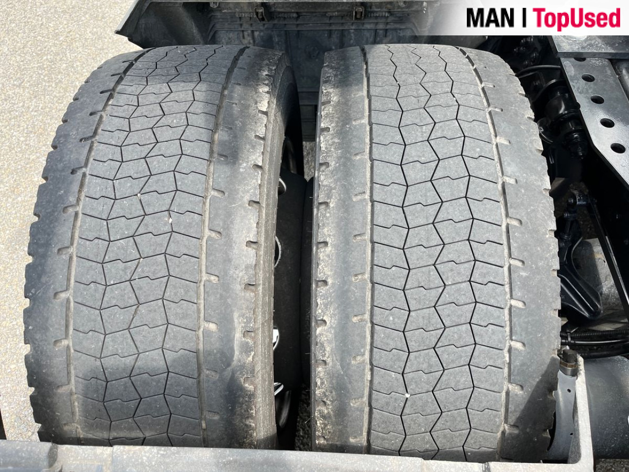 MAN TGX 18.470 4x2 LL SA Klima Luftfeder ZV - Cap tractor: Foto 3 MAN TGX 18.470 4x2 LL SA Klima Luftfeder ZV - Cap tractor: Foto 3