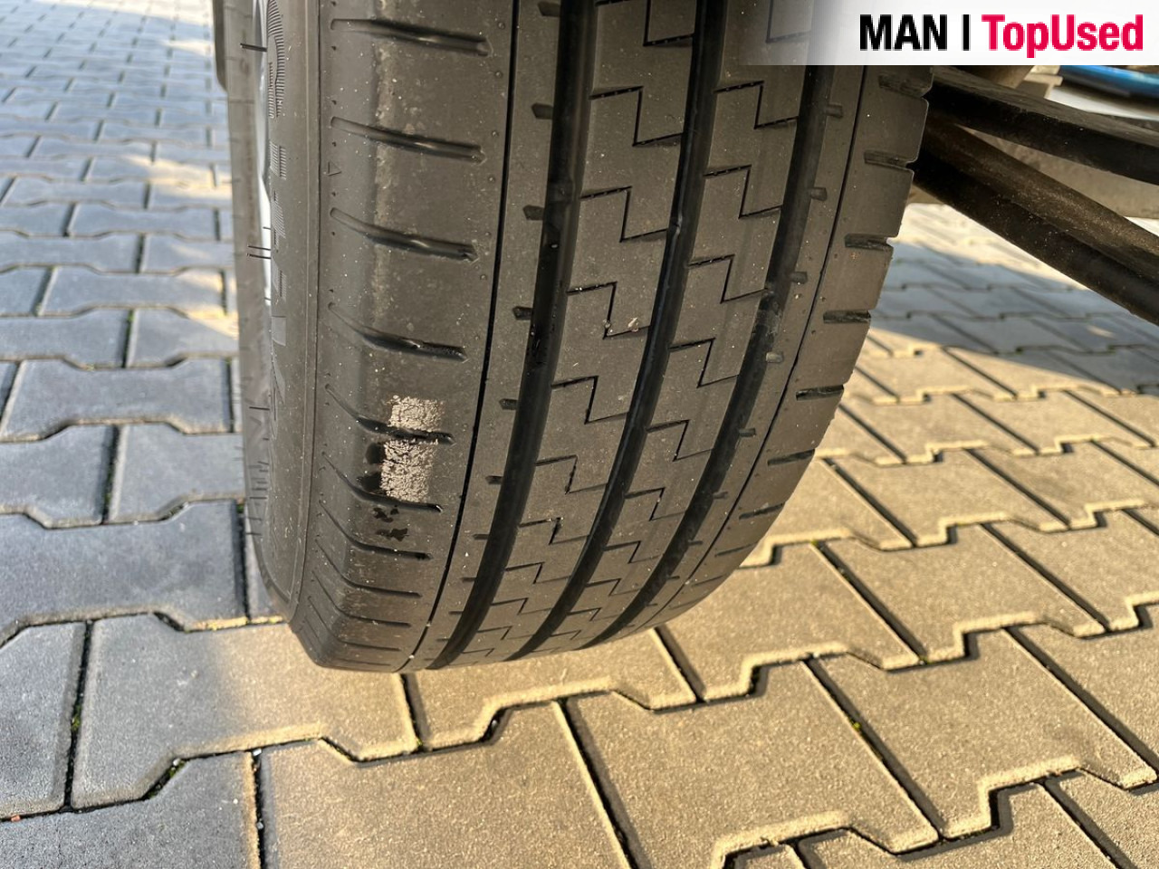 MAN TGE 3.140 4X2F SB flatbed - Dubă: Foto 4 MAN TGE 3.140 4X2F SB flatbed - Dubă: Foto 4