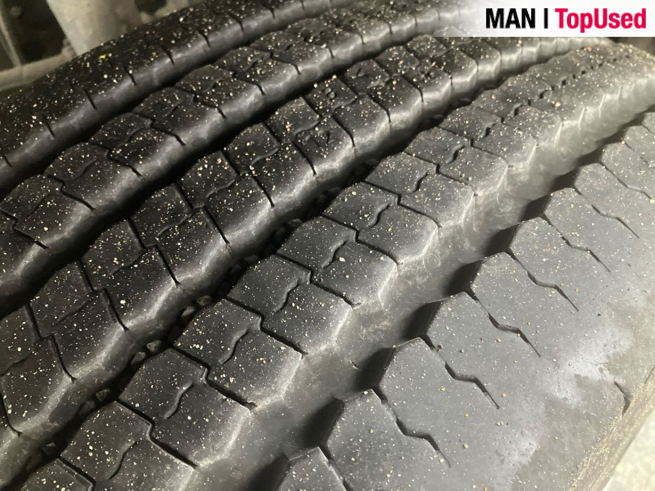 MAN TGX 26.470 6x2/2 BL SA "Retarder / 700 l Tank" ZV - Cap tractor: Foto 2 MAN TGX 26.470 6x2/2 BL SA "Retarder / 700 l Tank" ZV - Cap tractor: Foto 2