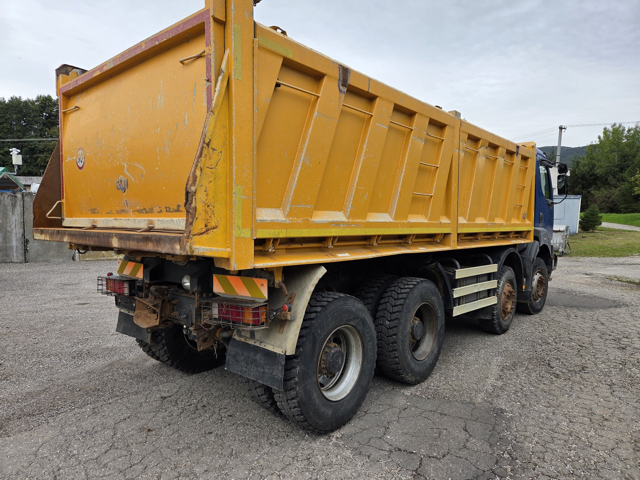 RENAULT KERAX 420.40 PR 8X4 3way tipper Bordamtik - Camion basculantă: Foto 4 RENAULT KERAX 420.40 PR 8X4 3way tipper Bordamtik - Camion basculantă: Foto 4