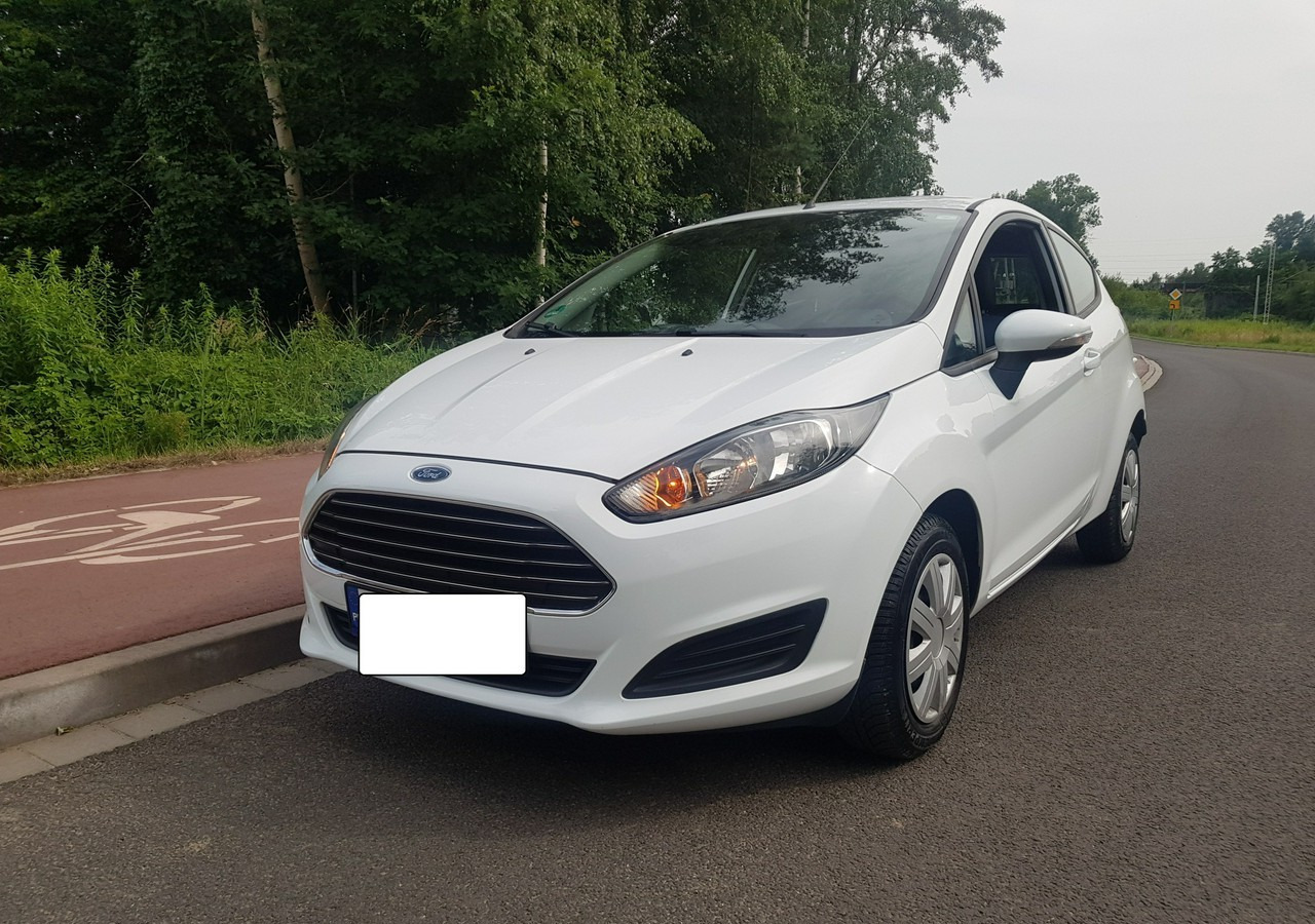 Ford Fiesta VIII zadbana fiesta * klima* - Hatchback: Foto 3 Ford Fiesta VIII zadbana fiesta * klima* - Hatchback: Foto 3