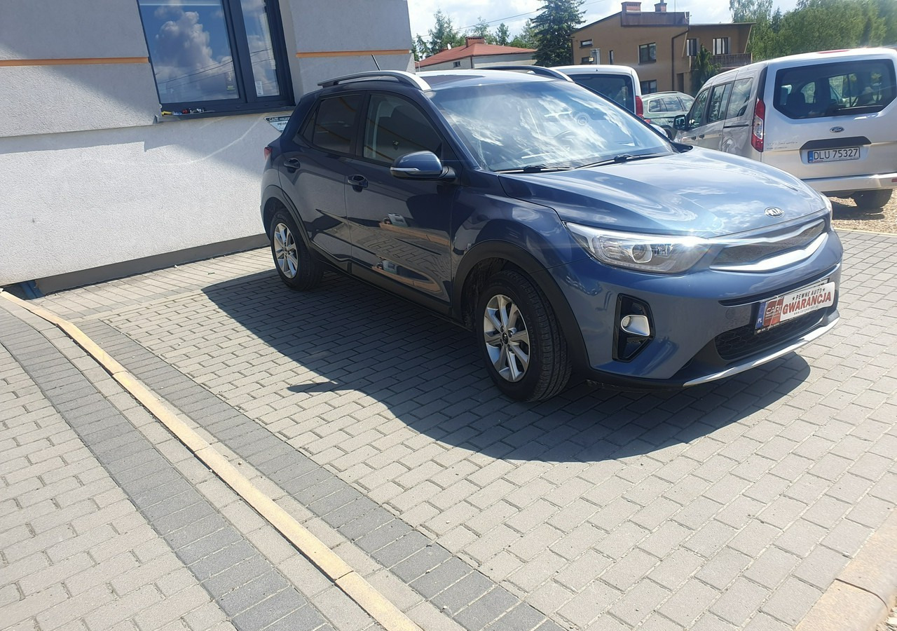 Kia Stonic bogate wyposażenie * - Hatchback: Foto 4 Kia Stonic bogate wyposażenie * - Hatchback: Foto 4