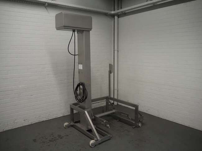 Carsoe mobile lifter HKV200 - Utilaj pentru industria alimentara: Foto 1 Carsoe mobile lifter HKV200 - Utilaj pentru industria alimentara: Foto 1