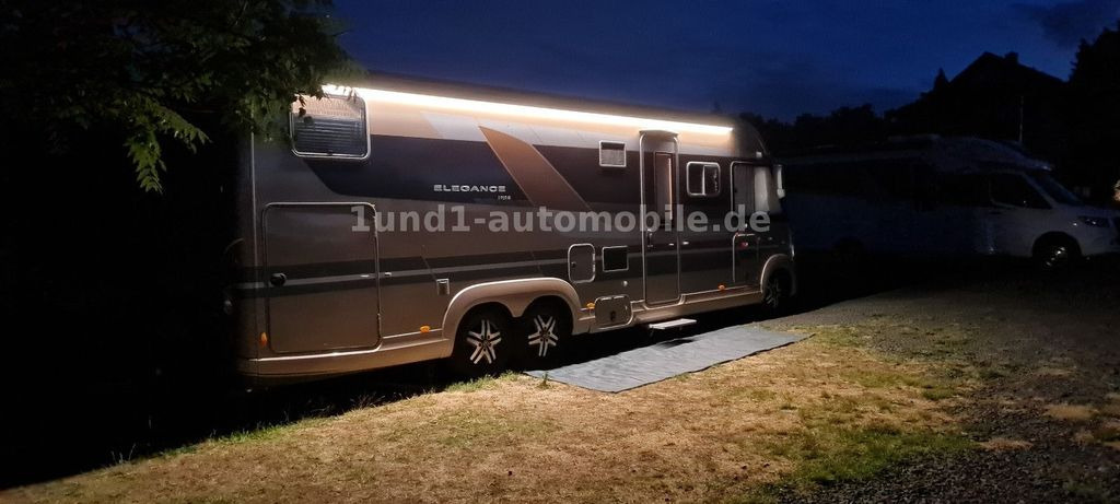 Bürstner Elegance I 910 G Solar/AHK/RFK/Alde/TwinSat/2xTV/Vollausstattung Elegance I 910 G Solar/AHK/RFK/Alde/TwinSat/2xTV/Vollausstattung - Autorulotă integrată: Foto 1 Bürstner Elegance I 910 G Solar/AHK/RFK/Alde/TwinSat/2xTV/Vollausstattung Elegance I 910 G Solar/AHK/RFK/Alde/TwinSat/2xTV/Vollausstattung - Autorulotă integrată: Foto 1