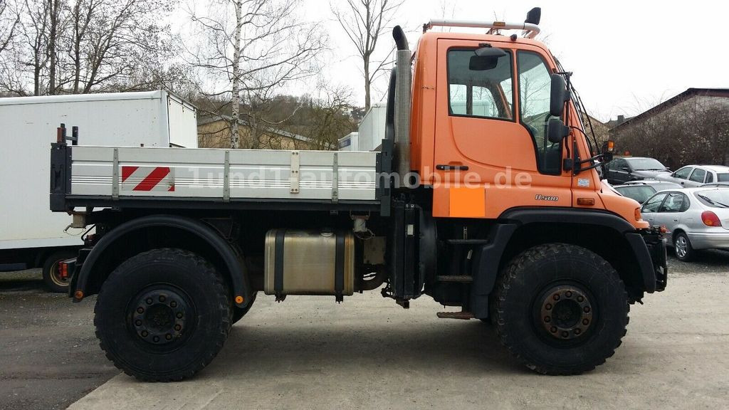 Mercedes-Benz Unimog U 500 Kipper Kommunalhydraulik U 300 400 U 500 Kipper Kommunalhydraulik U 300 400 - Maşina comunala: Foto 3 Mercedes-Benz Unimog U 500 Kipper Kommunalhydraulik U 300 400 U 500 Kipper Kommunalhydraulik U 300 400 - Maşina comunala: Foto 3