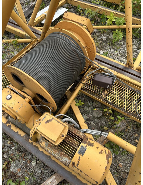 Liebherr 140EC-H10, 1993yom, 40jib, 23,5m huh - Macara turn: Foto 5 Liebherr 140EC-H10, 1993yom, 40jib, 23,5m huh - Macara turn: Foto 5