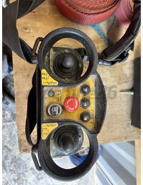 Liebherr 63K, 1994, 43m jib, radio control - Macara turn: Foto 5 Liebherr 63K, 1994, 43m jib, radio control - Macara turn: Foto 5