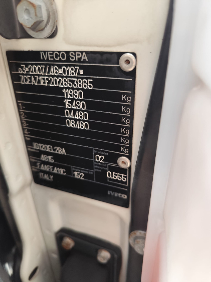 IVECO EUROCARGO 120-210 - Camion cu macara, Camion basculantă: Foto 2 IVECO EUROCARGO 120-210 - Camion cu macara, Camion basculantă: Foto 2