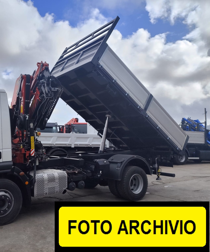 IVECO EUROCARGO 160-250 - Camion cu macara: Foto 4 IVECO EUROCARGO 160-250 - Camion cu macara: Foto 4