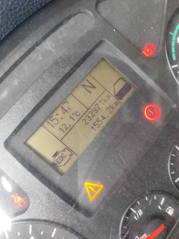 IVECO EUROCARGO 160-280 - Camion basculantă, Camion cu macara: Foto 3 IVECO EUROCARGO 160-280 - Camion basculantă, Camion cu macara: Foto 3