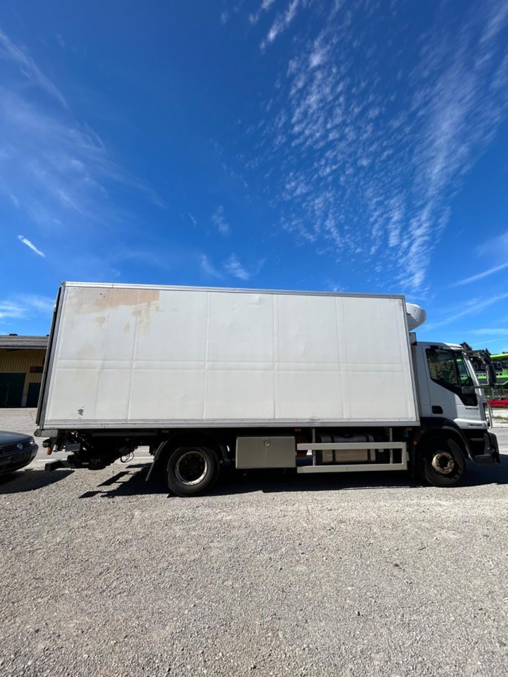 IVECO EUROCARGO 160-280 - Camion furgon, Camion cu macara: Foto 5 IVECO EUROCARGO 160-280 - Camion furgon, Camion cu macara: Foto 5